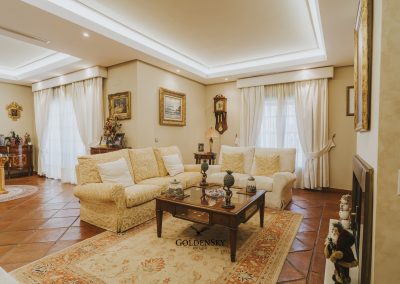 Chalet independiente Campo de Mijas sala de estar